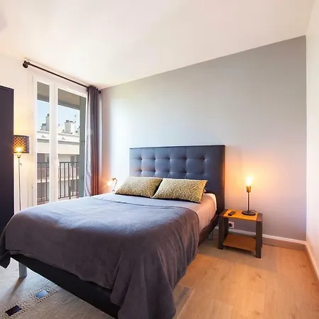 Apartment T4 Refait A Neuf Rennes, 3 Ch. Parking, 2 Balcons. Rennes